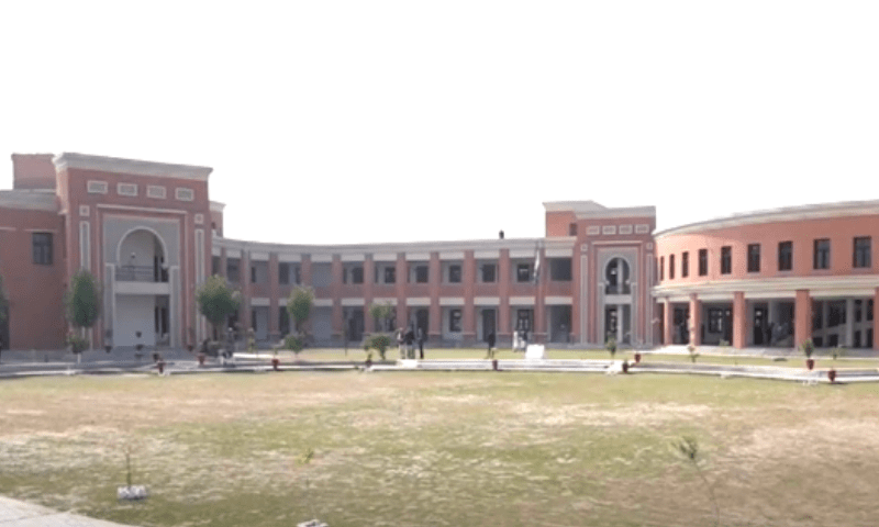 نوشہرہ، 13 سال پہلے تباہ ہونیوالا اسکول امریکی تعاون سے دوبارہ تعمیر