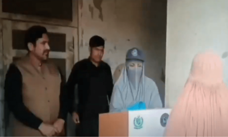 ملاکنڈ، بے نظیر انکم سپورٹ پروگرام کے انٹری پوائٹس پر رجسٹریشن سیاسی اثرو رسوخ پر ہونے لگی