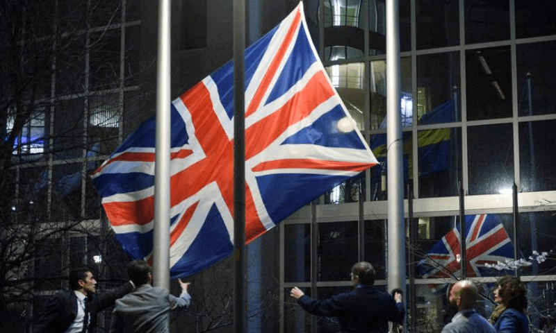 پناہ کیلئے برطانیہ آنیوالوں کو روانڈا بھیجنے کا منصوبہ کیا ہے