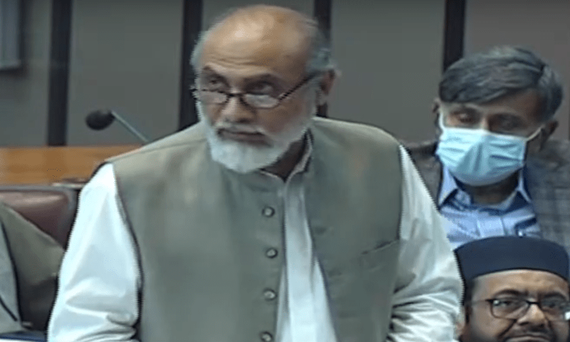 MNA Khalid Magsi reads out the resolution in the National Assembly on April 6, 2023. Screengrab via YouTube/PTV Parliament