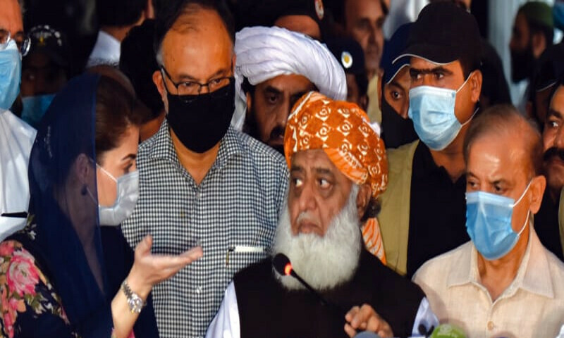 ’حکومت کو عدالتی فیصلہ پسند ہو یا نہیں، عمل درآمد ہونا ہے‘