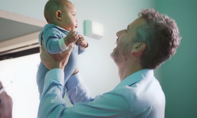 عدالت نے 550 بچوں کے بعد شہری کو سپرم عطیہ کرنے سے روک دیا