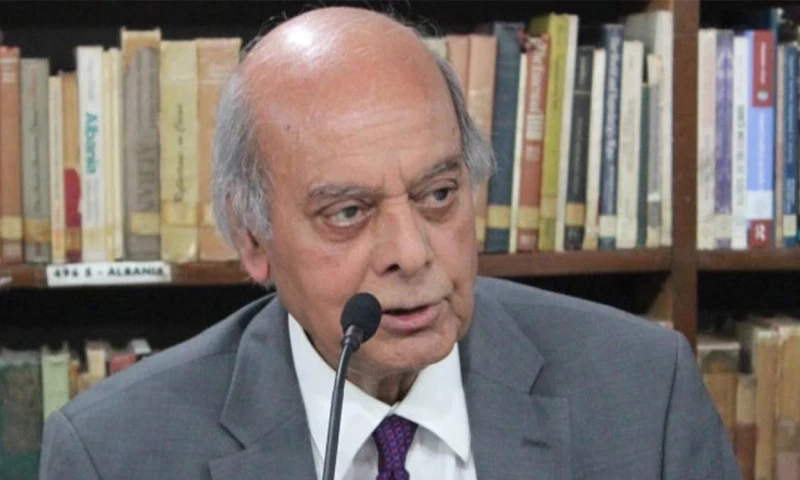 جسٹس فائز عیسیٰ کو سربراہ بنانے پر سپریم کورٹ نے کمیشن کیخلاف حکم نامہ جاری کیا، شائق عثمانی