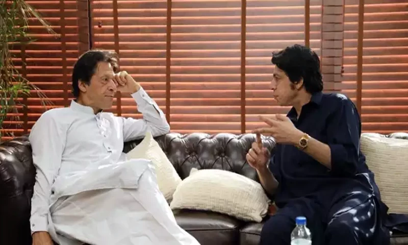 ’عمران اور اسٹیبلشمنٹ کے درمیان آخری تباہی میں عارف علوی نے کرداراداکیا‘