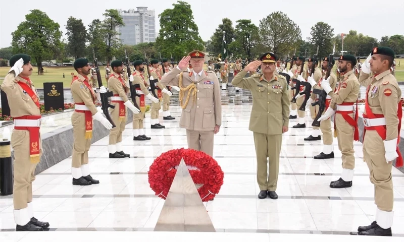 آرمی چیف سے برطانوی چیف آف جنرل اسٹاف کی ملاقات، مختلف امور پر تبادلہ خیال