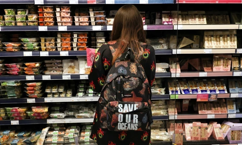 برطانیہ میں اشیاء ضروریہ کی قیمتیں 40 سال کی بلند ترین سطح پر