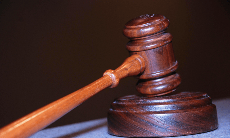 خدیجہ شاہ اور عالیہ حمزہ سمیت دیگر کی درخواست ضمانتوں پر سماعت کرنیوالا بینچ ٹوٹ گیا