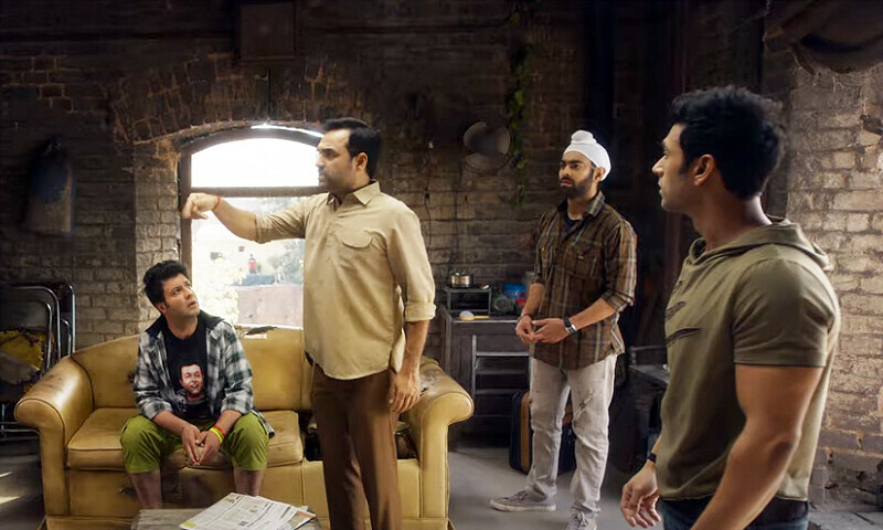 مشہورزمانہ کامیڈی فلم فکرے 3 کا ٹریلر جاری