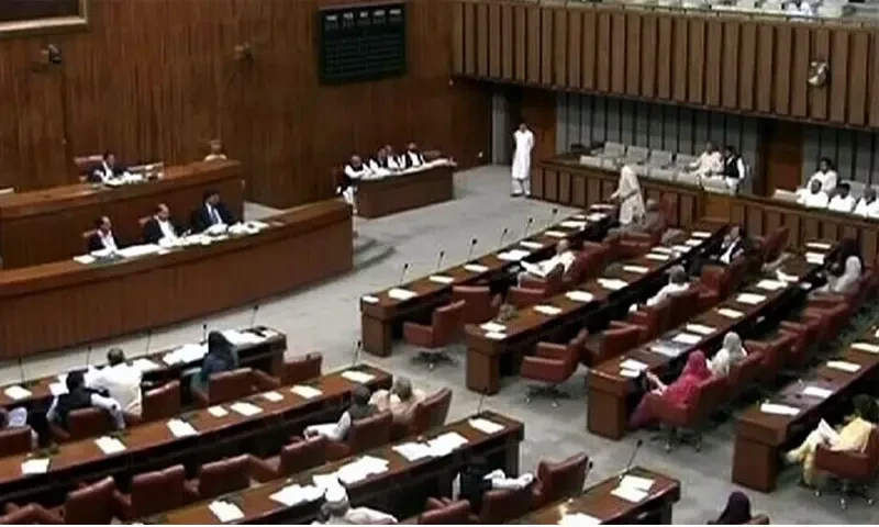 سینیٹ میں کشمیریوں سے اظہار یکجہتی کی قرار داد متفقہ طور پر منظور، غزہ پر بحث پیر کو ہوگی