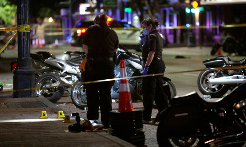 Texas authorities seek motive after six killed in daylong shooting spree