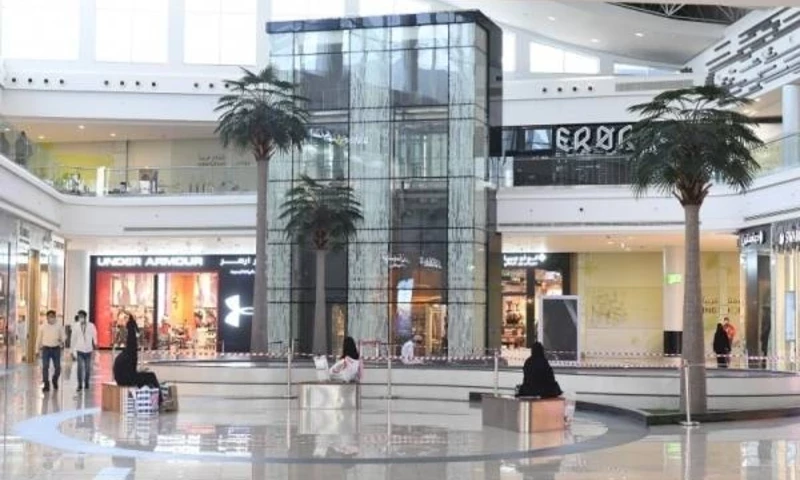 سعودی معیشت میں غیر ملکیوں کی گنجائش گھٹانے کے اقدامات