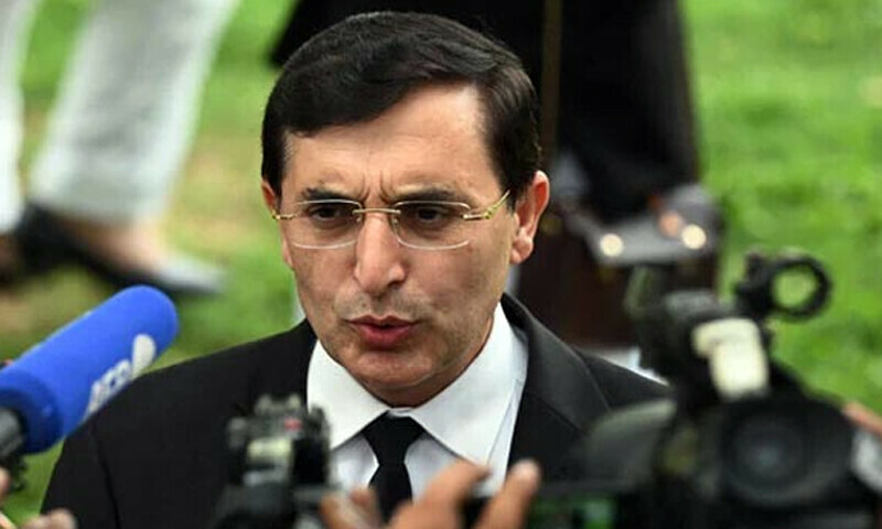 عمران خان اور شاہ محمود قریشی کو سزا، بیرسٹر گوہر کی کارکنان کو تحمل کی ہدایت