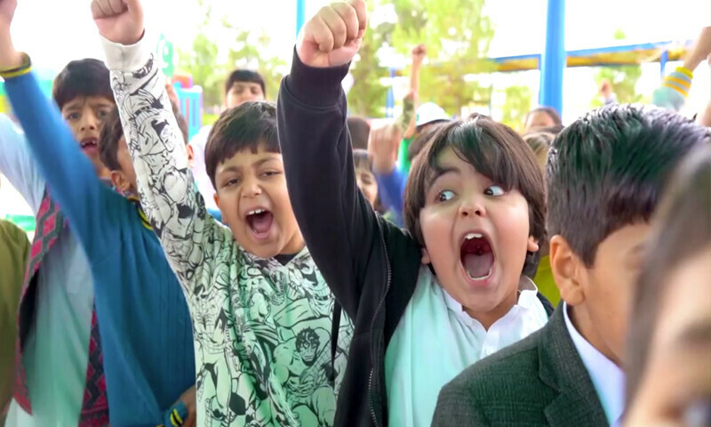 کوئٹہ میں یومِ پاکستان کی مناسبت سے تقریب، ننھے بچوں کے نعروں نے ماحول گرما دیا