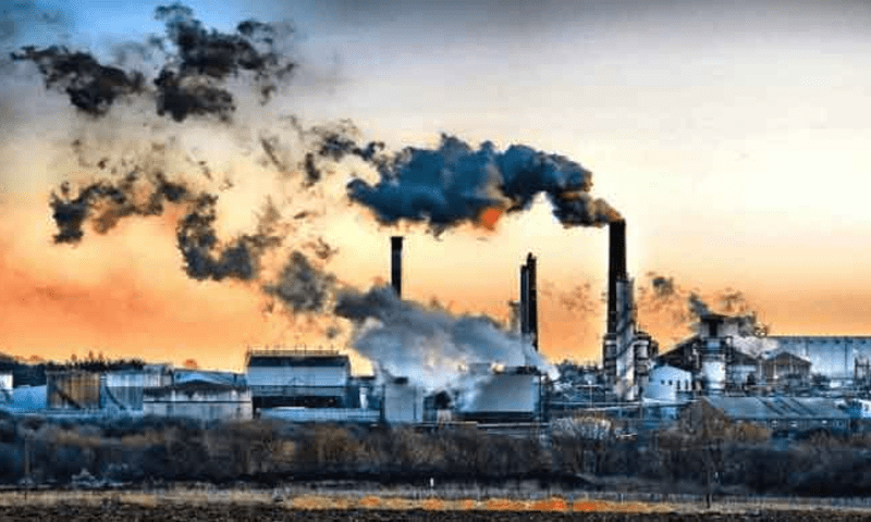 حکومت کا آئندہ بجٹ میں کاربن ٹیکس لگانے پر غور