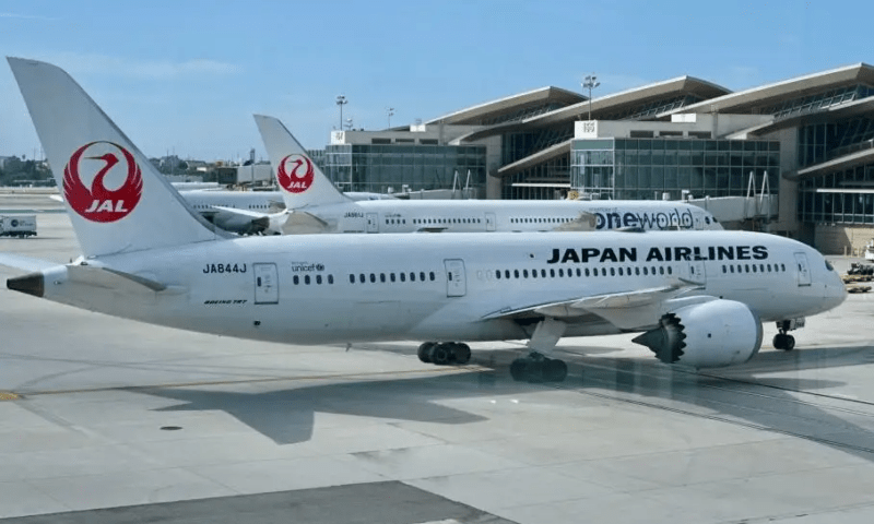 نشے میں دھت پائلٹ کی ہوائی جہاز اڑانے کی کوشش، انجام مہنگا پڑ گیا