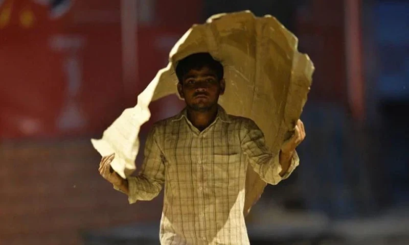 بھارت میں ہیٹ اسٹروک سے 7 روز میں 200 بے گھر افراد ہلاک