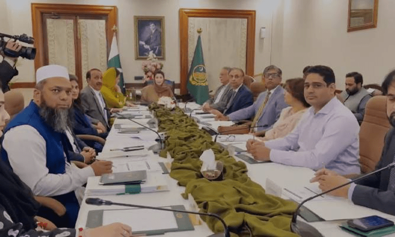 پنجاب کے ڈاکٹرز کو نائٹ شفٹ پر 8 ہزار تک الاؤنس ملے گا، صوبائی کابینہ کا فیصلہ