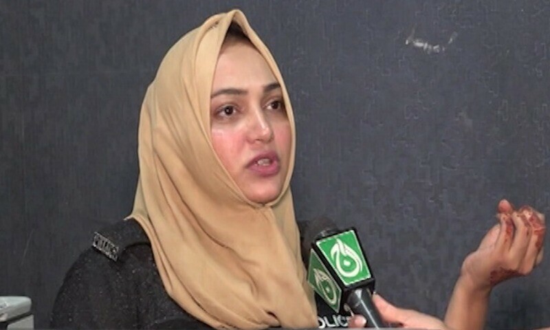 دونوں ٹانگوں سے محروم سندھ پولیس کی باہمت اہلکار کی کہانی