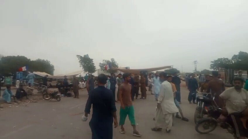 کراچی نیشنل ہائی وے پر 27 گھنٹے بعد دھرنا ختم کردیا گیا