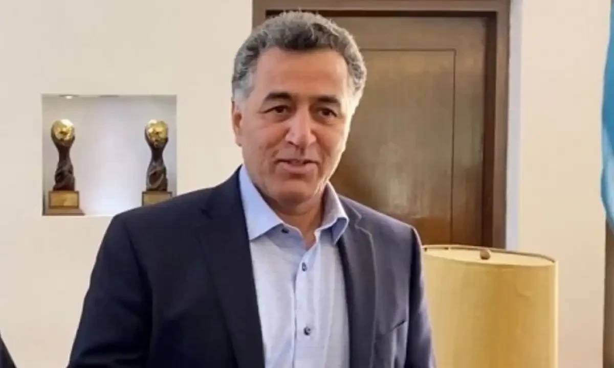 ’ریٹائرمنٹ کے بعد آرمی ایکٹ کی خلاف ورزیوں‘ پر جنرل فیض حمید گرفتار