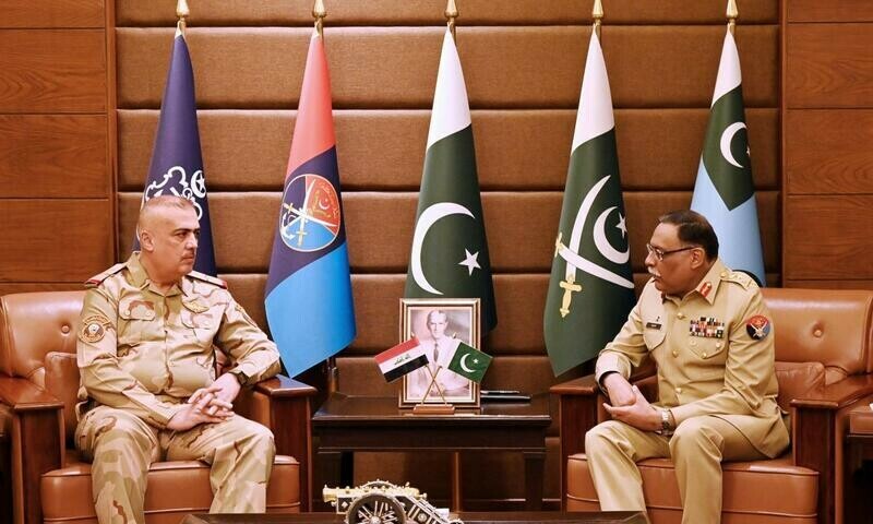عراق کے سیکرٹری دفاع کا جوائنٹ اسٹاف ہیڈ کوارٹرز راولپنڈی کا دورہ