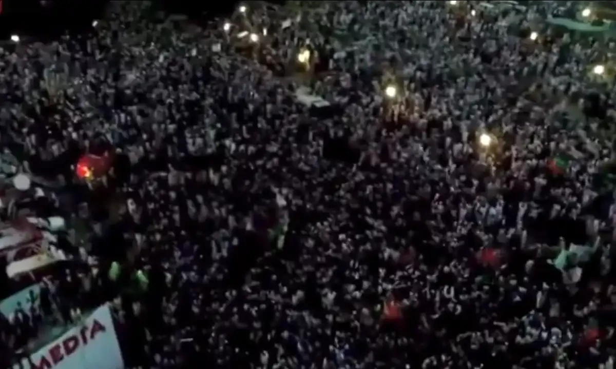 پی ٹی آئی کو جلسے کیلئے دیا گیا وقت ختم، جلسہ گاہ فوری خالی کرنے کا نوٹیفیکیشن جاری