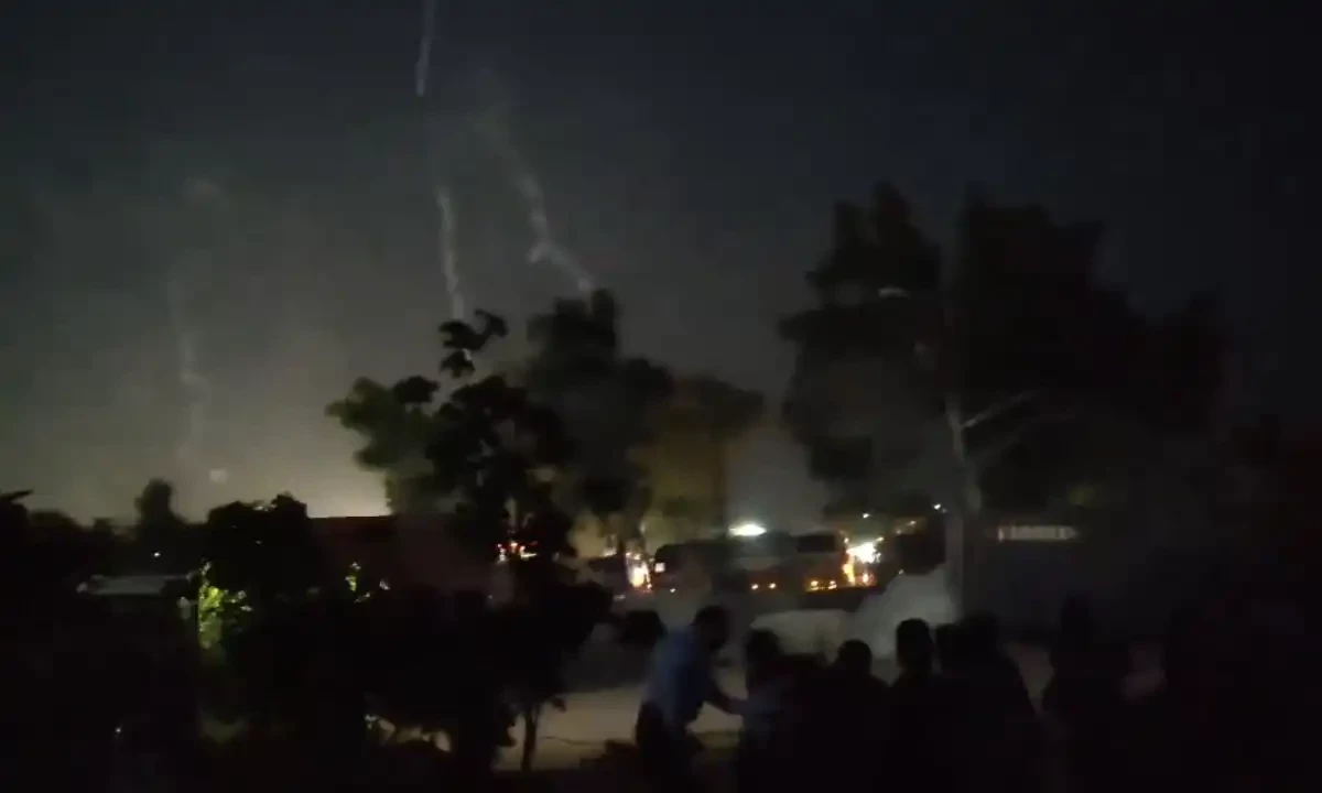 جلسے پر پی ٹی آئی کیخلاف کارروائی شروع، اسلام آباد میں ٹریفک بحال