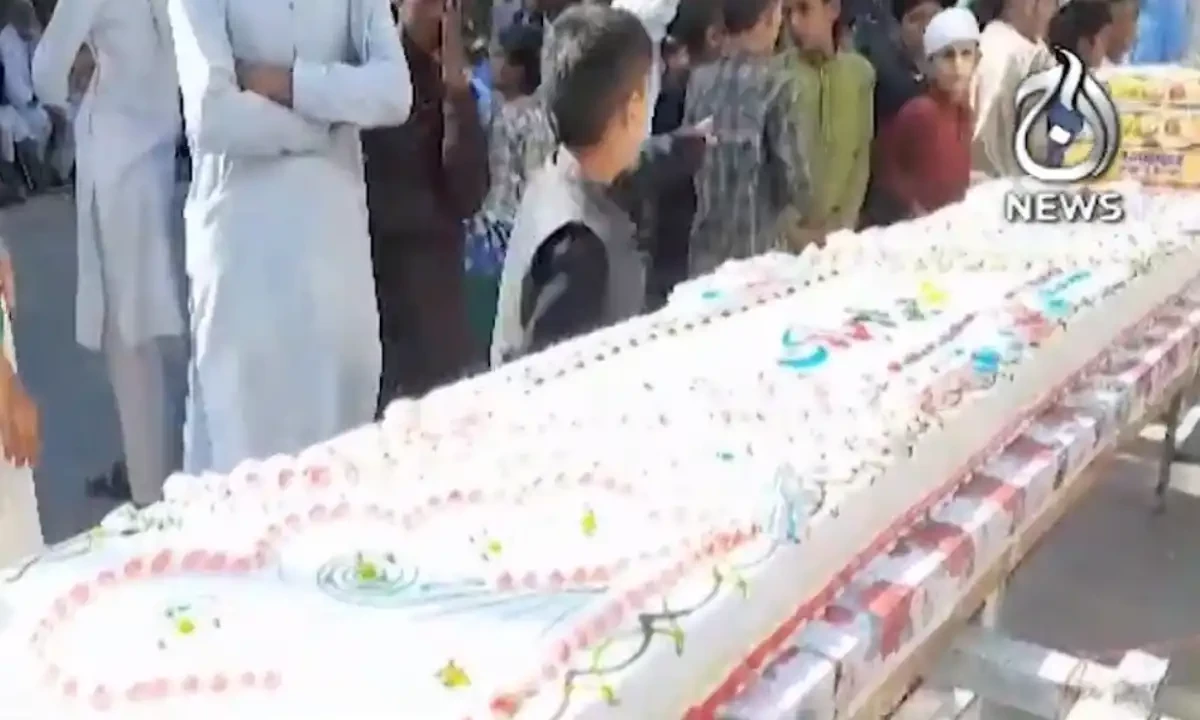 نبی ﷺ کی ولادت پر جشن کے 3 انوکھے انداز