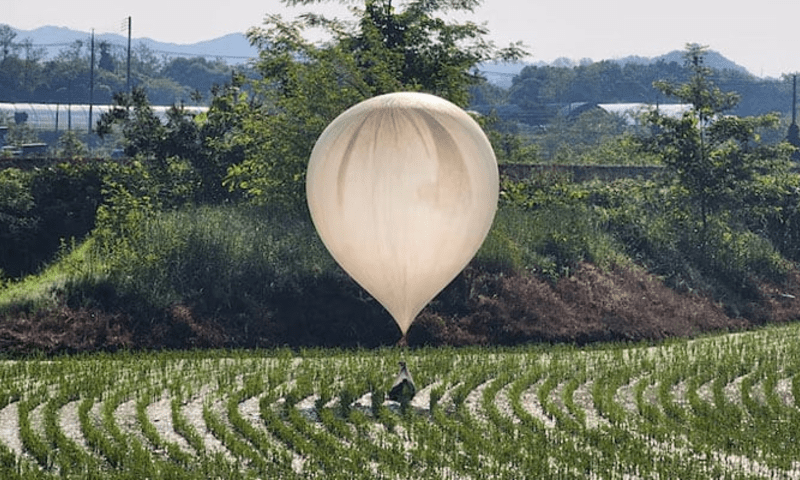 سرحد پار کچرے سے بھرے 5 ہزار غباروں کا معاملہ کیوں سنجیدہ ہوگیا