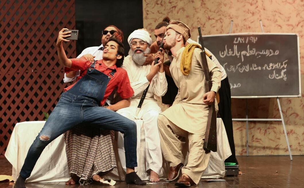 تعلیمِ بالغان : قصے ہیں پرانے، سبق ہیں آج کے