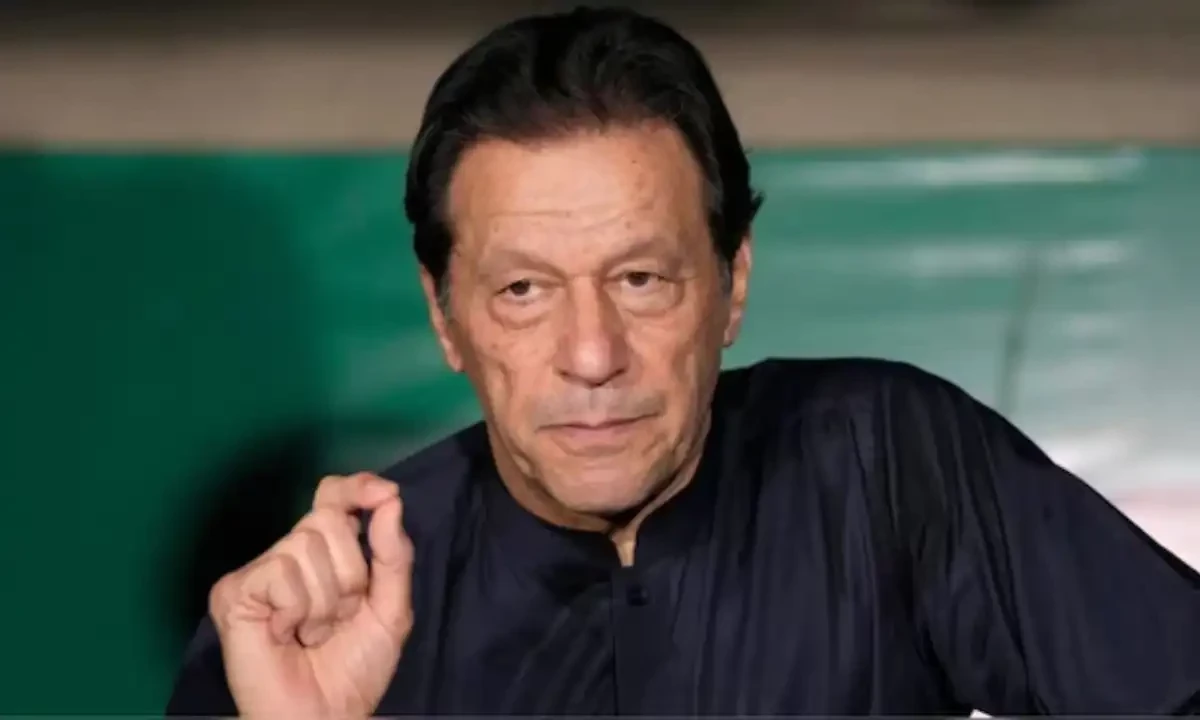 عمران خان غلطی تسلیم کرتے ہیں کہ پنجاب حکومت نہیں توڑنی چاہئے تھی، لطیف کھوسہ