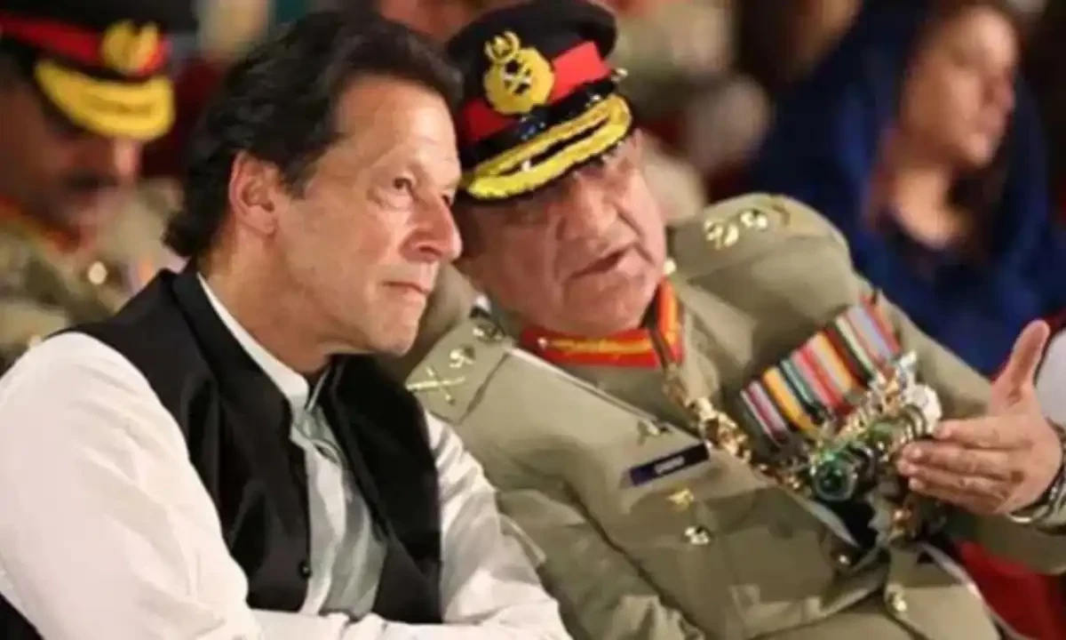 بشریٰ بی بی کے الزام پر جنرل باجوہ کی تردید، پی ٹی آئی نے بھی بیان سے خود کو الگ کرلیا