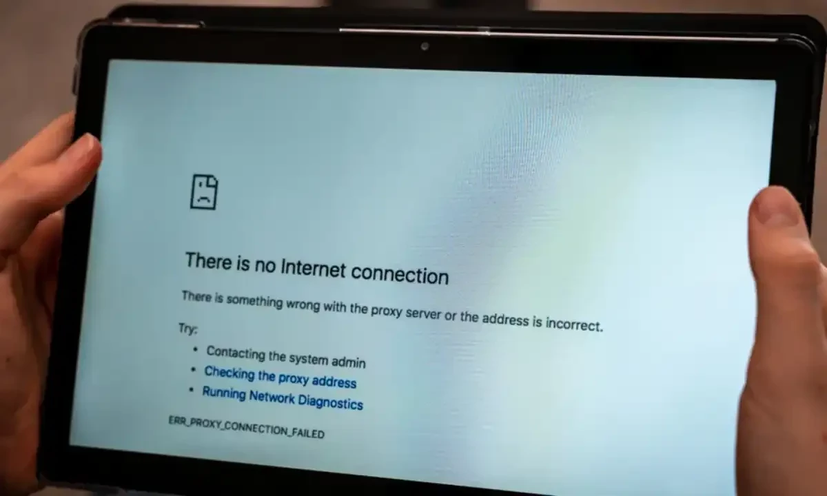 ملک کے کئی حصوں میں انٹرنیٹ کی جزوی بندش کی اطلاعات، سوشل میڈیا صارفین کو مسائل کا سامنا