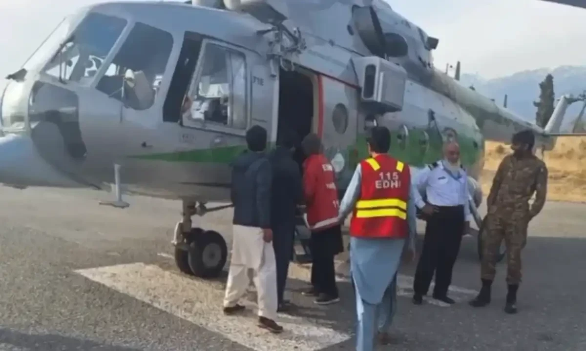 کرم میں کشیدگی: مشکلات کے پیش نظر پشاور آمد و رفت کے لیے ہیلی کاپٹر سروس شروع