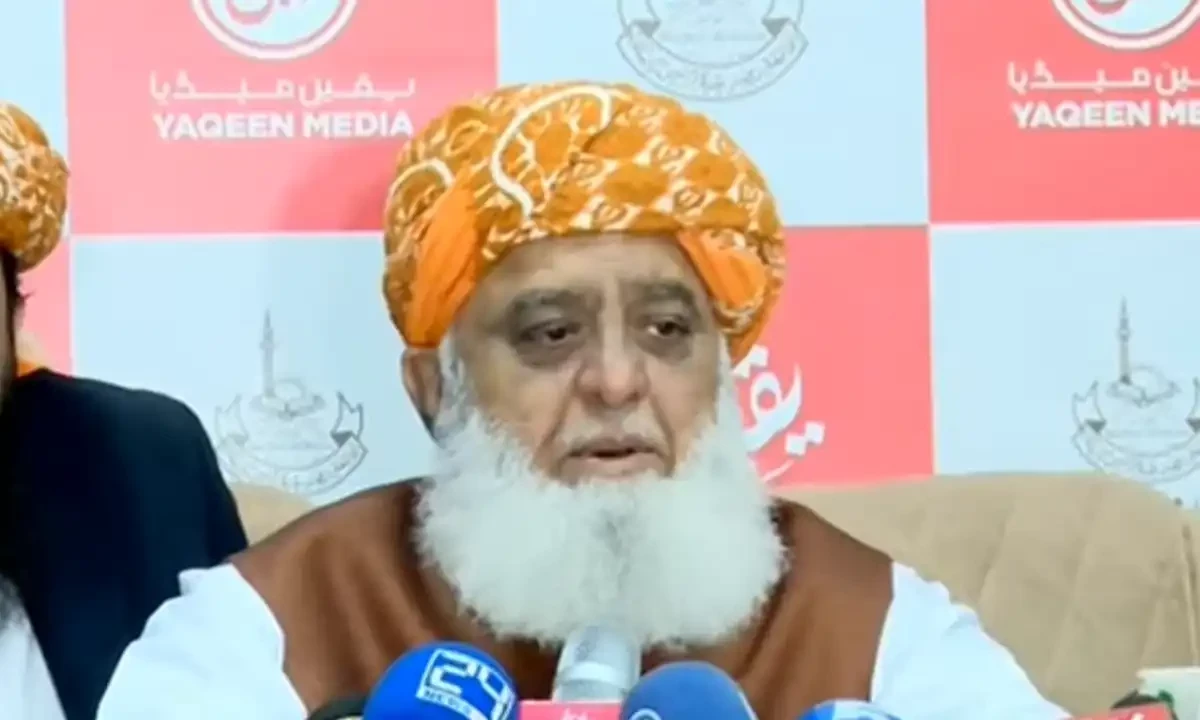 پی ٹی آئی نے مذاکرات کے حوالے سے ہمیں اعتماد میں نہیں لیا، مولانا فضل الرحمان