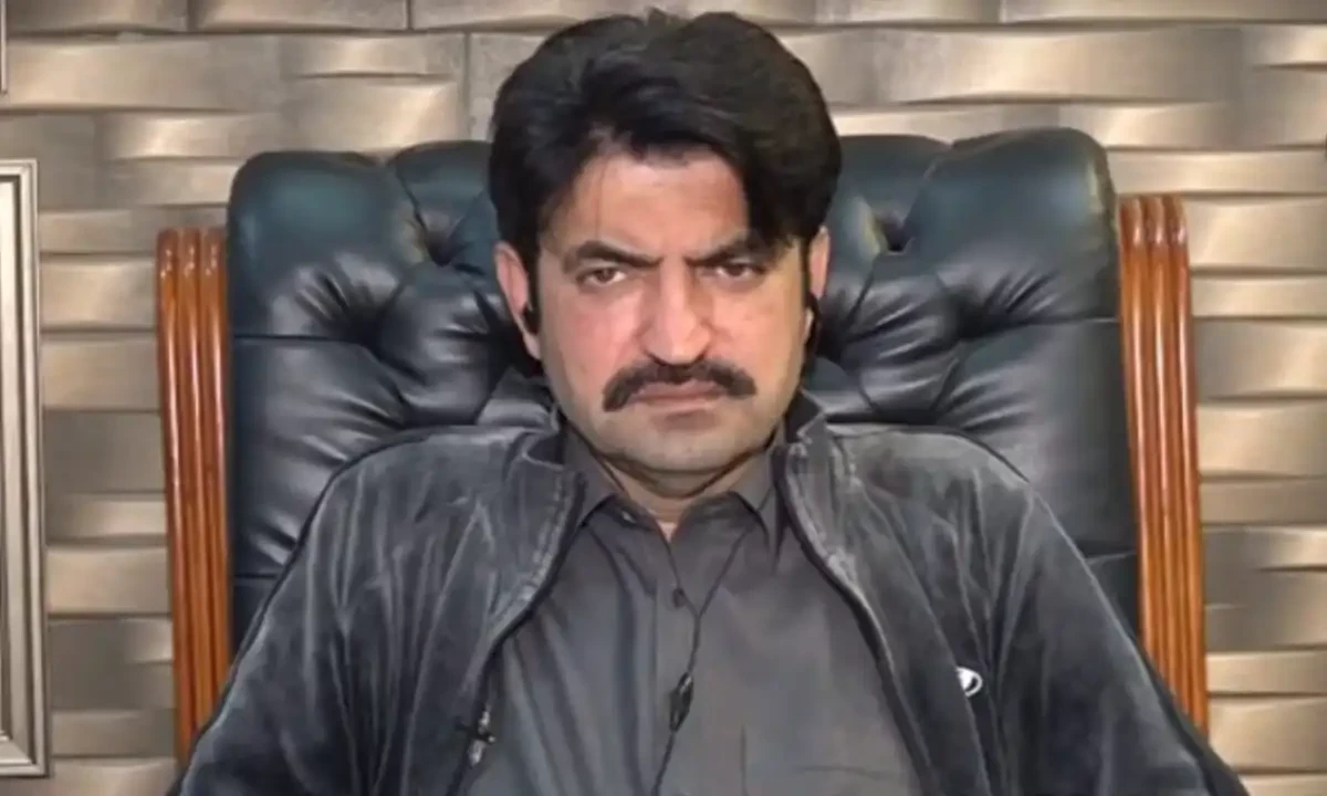 Marwat claims ‘establishment’ behind creating rift between him and Khan