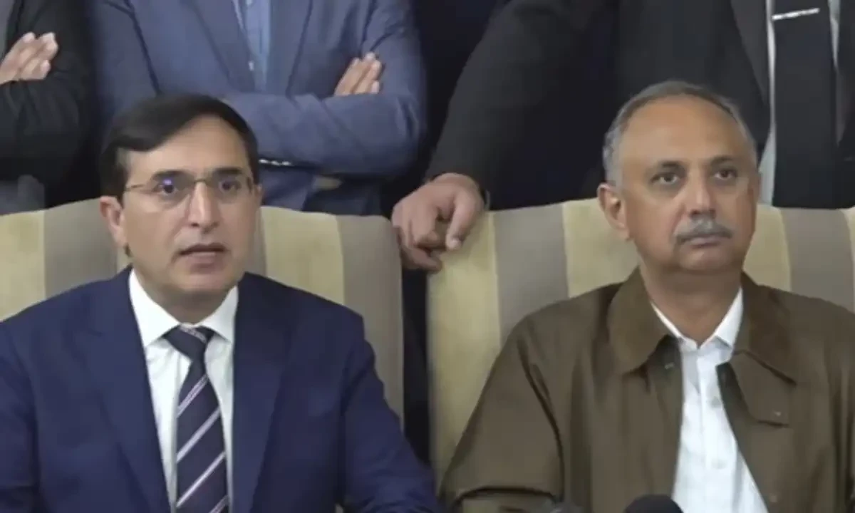 PTI leaders meet chief justice, raise a barrage of complaints