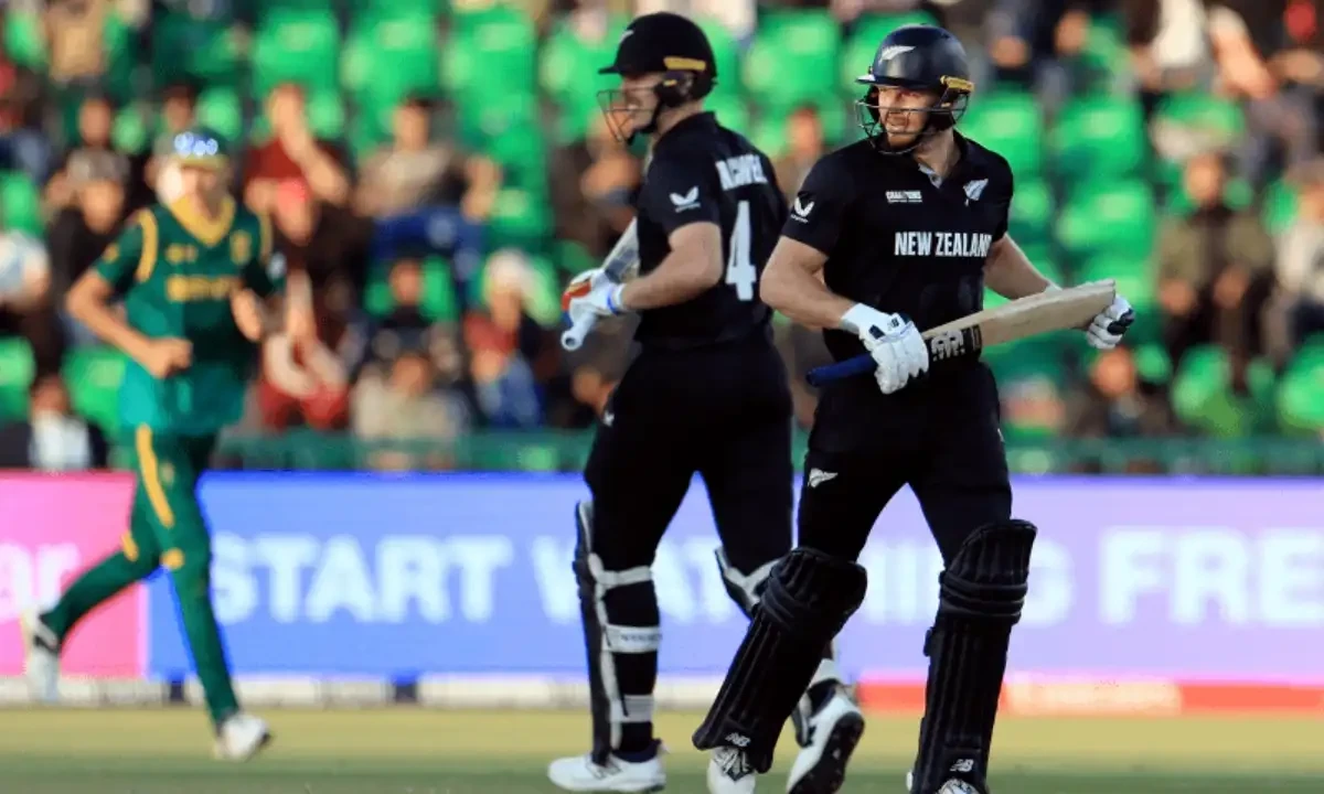 New Zealand’s Michael Bracewell and Glenn Phillips in action running between the wickets at the Gaddafi Stadium in Lahore on March 5. — Reuters New Zealand’s Michael Bracewell and Glenn Phillips in action running between the wickets at the Gaddafi Stadium in Lahore on March 5. — Reuters