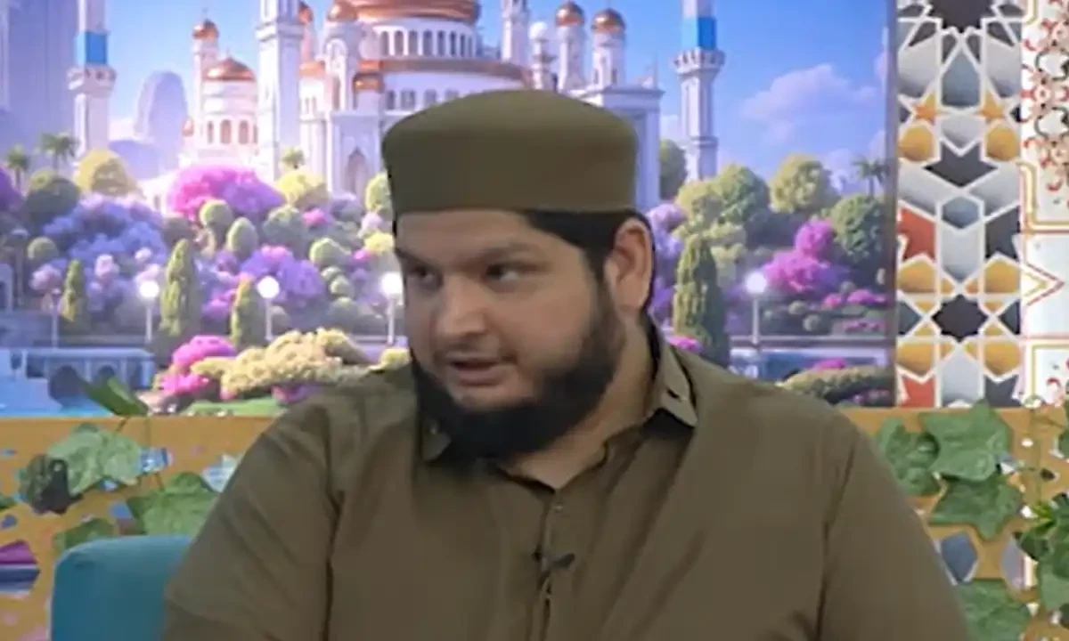 شہادت کی انگلی سے فالتو بتیاں اور پنکھے بند کریں تو زم زم لکھے بغیر بھی بل کم آجائے گا، مفتی سعد کا بیان