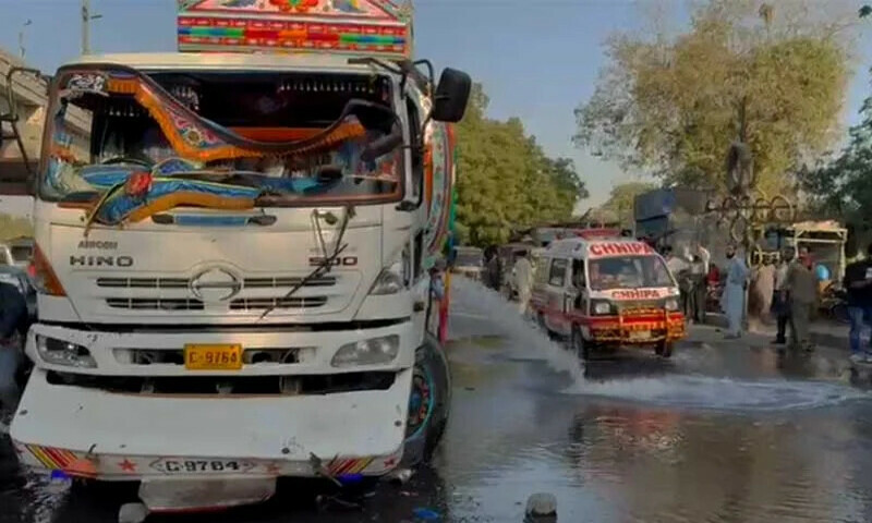 کراچی؛ ملیر ہالٹ میں تیز رفتار ٹینکر کے حادثے کے ملزمان کا 3 روزہ جسمانی ریمانڈ منظور