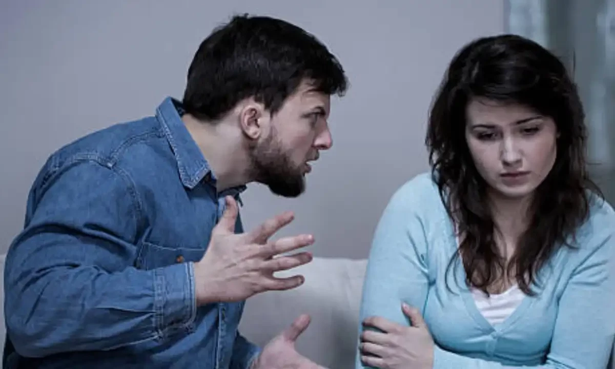 مرد حاکم یا نگہبان ؟