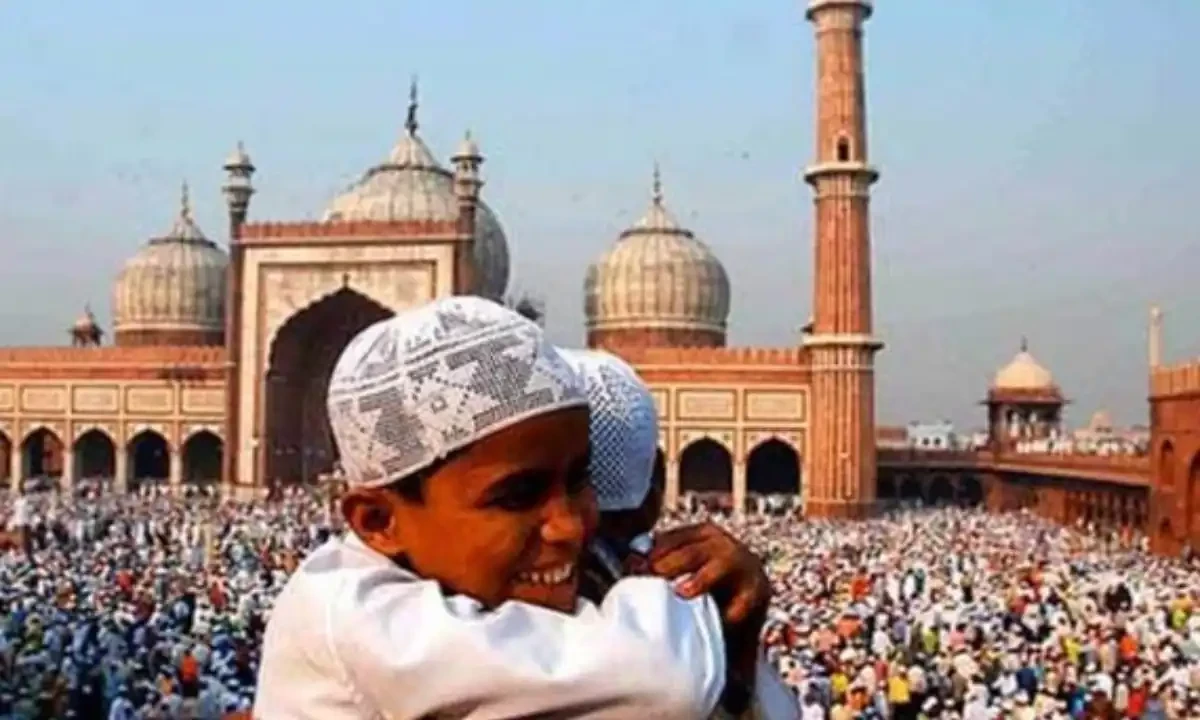 ملک بھر میں عیدالفطر کے پہلے روز روح پرور اجتماعات، ملک کی سلامتی کیلئے دعائیں