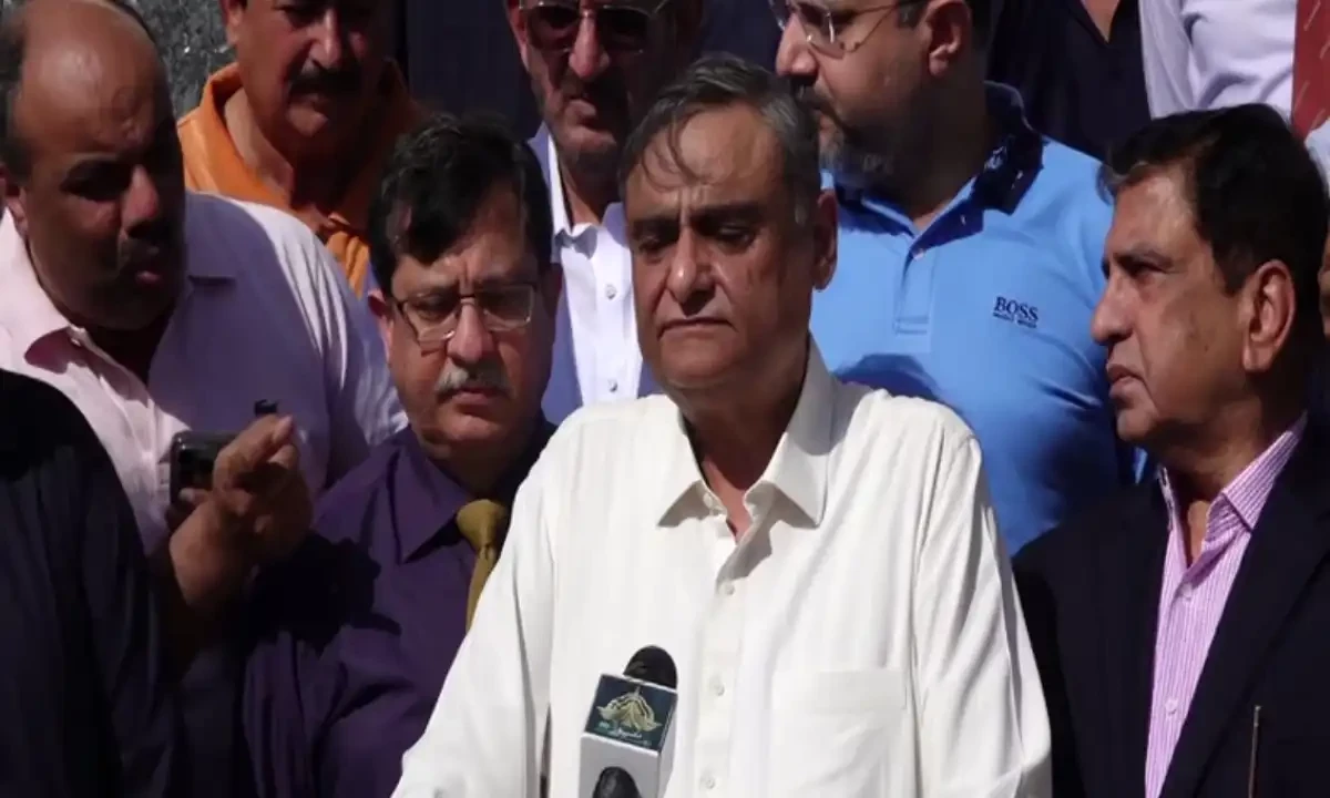 صدر مملکت کی طبیعت کے حوالے سے بھارتی میڈیا پروپیگنڈا کر رہا ہے، ڈاکٹر عاصم حسین