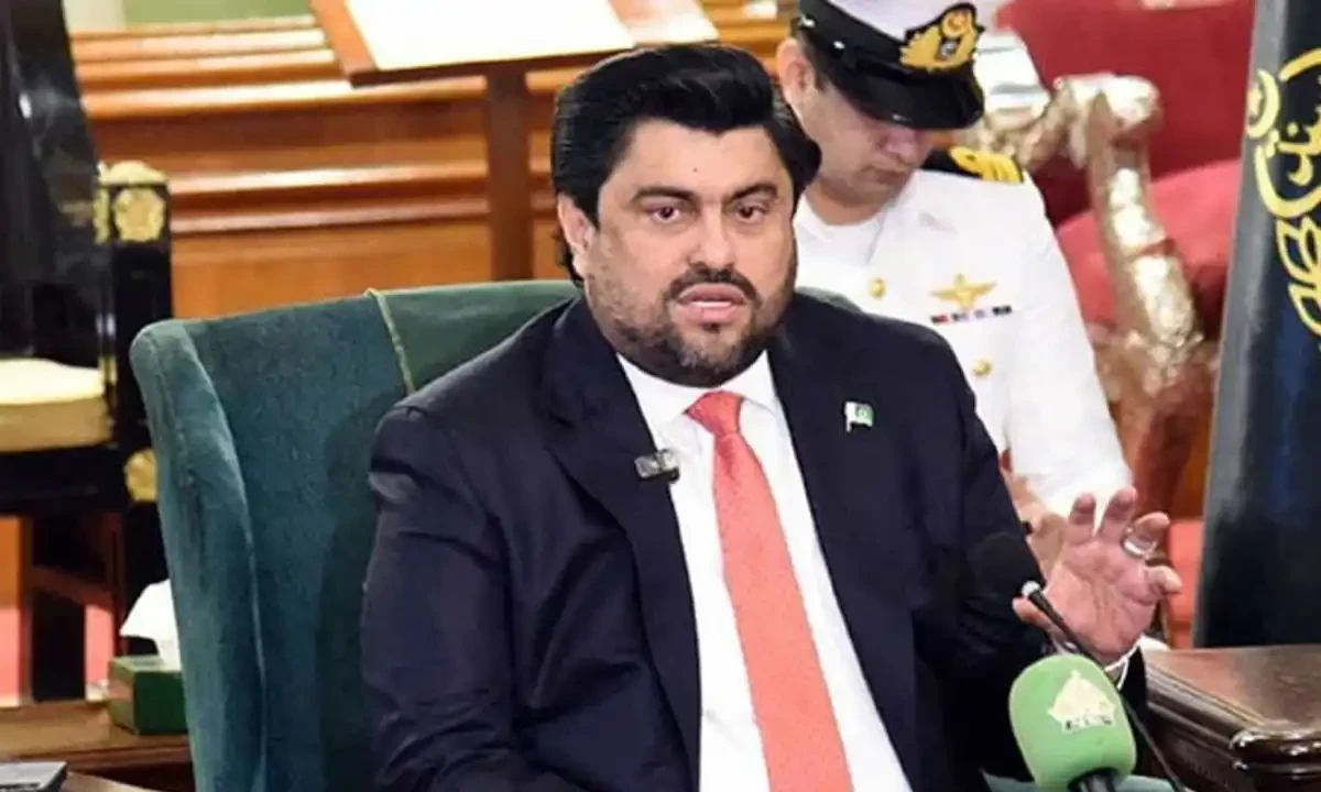 کراچی ٹینکر حادثات: گورنر سندھ کا جاں بحق ہونے والے افراد کے لواحقین کو ایک ایک پلاٹ دینے کا اعلان