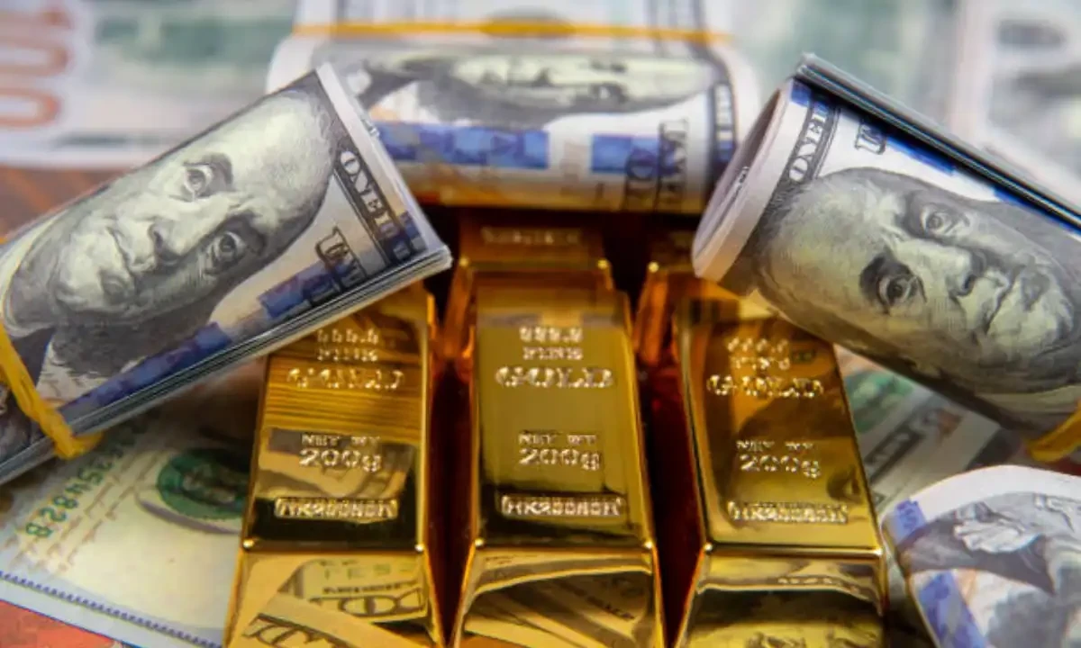 پاکستان سمیت دنیا بھر میں سونا کیوں مہنگا ہو رہا ہے، کیا امریکی ڈالر اپنی قدر کھونے والا ہے؟