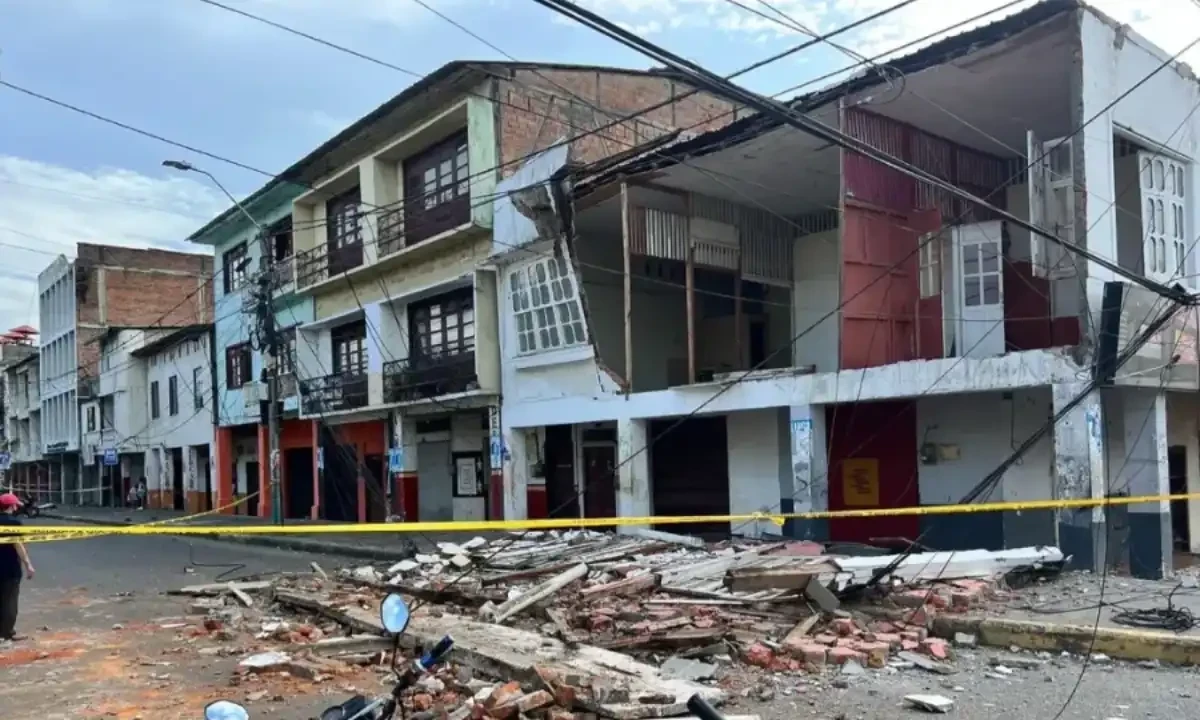 ایکواڈور میں خوفناک زلزلہ: عمارتیں لرز گئیں، درجنوں زخمی، سیکڑوں متاثر