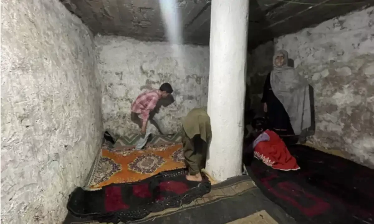 Kashmiris are building bunkers anticipating India-Pakistan crossfire following Pahalgam attack. AFP Kashmiris are building bunkers anticipating India-Pakistan crossfire following Pahalgam attack. AFP