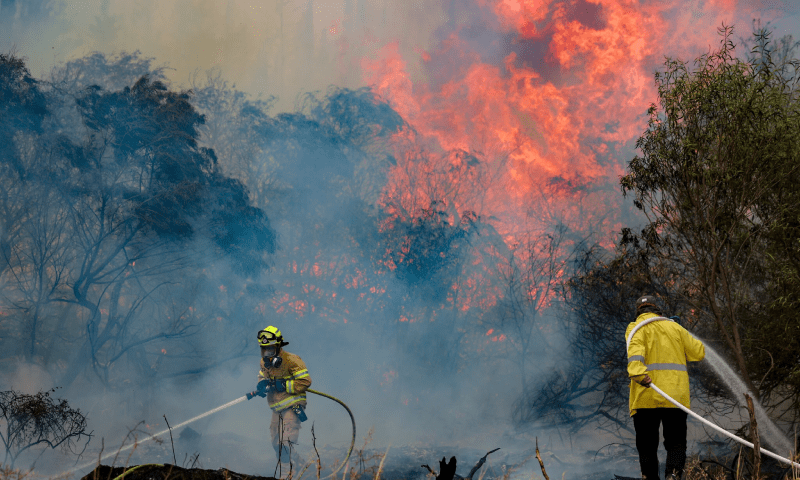 اسرائیلی دارالحکومت یروشلم کو پراسرار آگ نے لپیٹ میں لے لیا