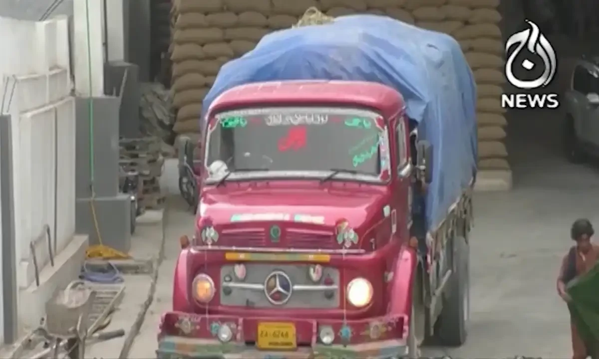 بھارتی جارحیت کا خدشہ، آزاد کشمیر میں خوراک ذخیرہ کرنے کا عمل شروع