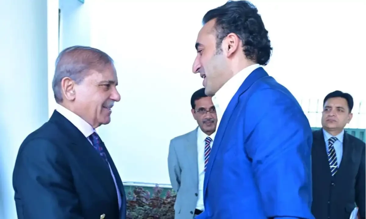 Pakistan People’s Party (PPP) Chairman Bilawal Bhutto-Zardari met Prime Minister Shehbaz Sharif. Photo via PID Pakistan People’s Party (PPP) Chairman Bilawal Bhutto-Zardari met Prime Minister Shehbaz Sharif. Photo via PID